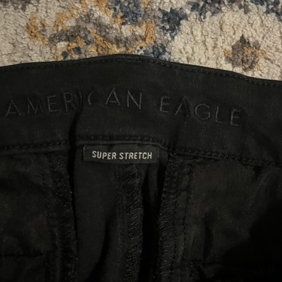 American Eagle size 8 Black Denim Jeans Super Stretch - Picture 3 of 5
